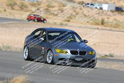 media/Oct-01-2022-Team Topak Racing (Sat) [[f860fb51be]]/2-Inter Low 2/session 2 turn 11/